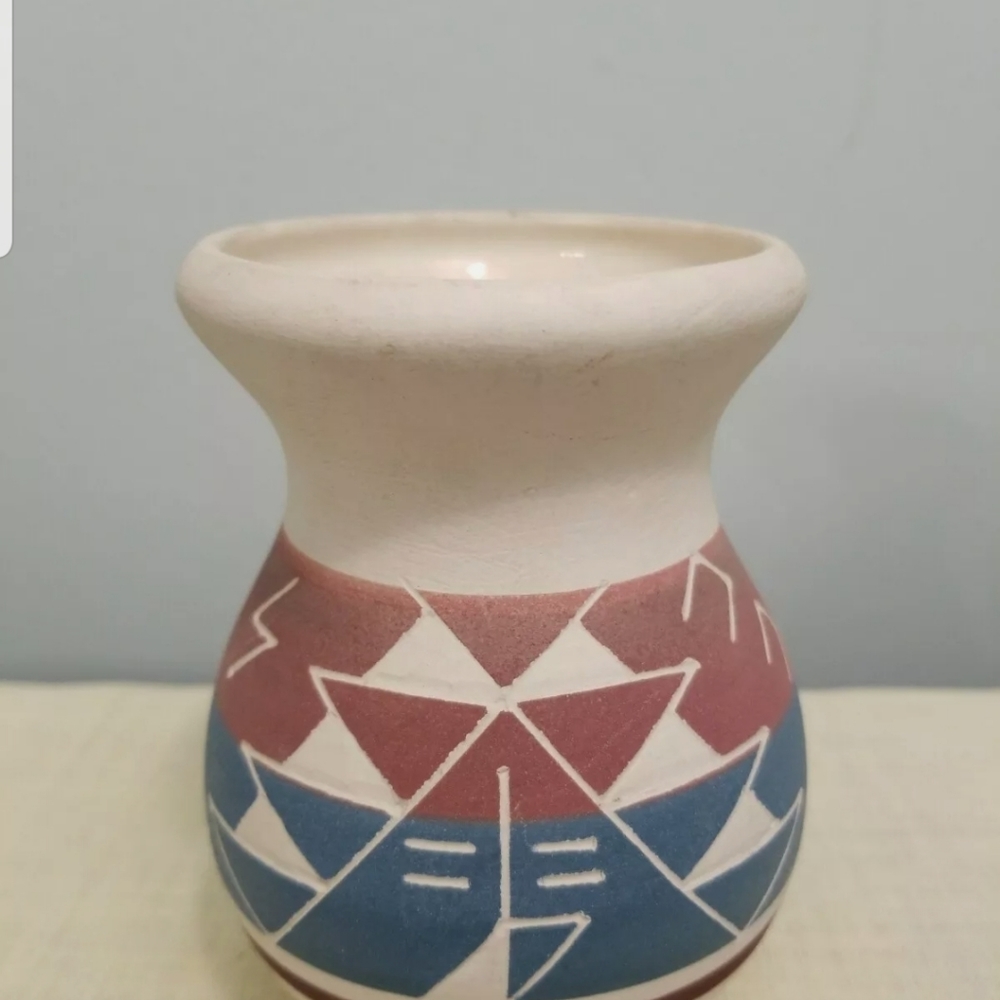 Nemadji Sioux Pottery Vase, Artist Signed